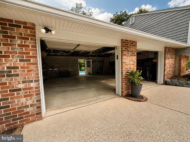 2190 HALLMARK CT, Gambrills, MD 21054