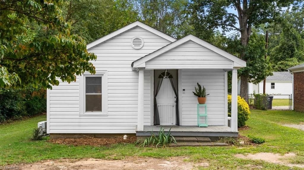 2211 Fairfax Road, Greensboro, NC 27407