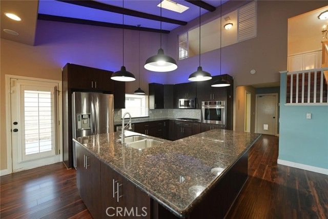 27470 Lakeview Drive, Helendale, CA 92342