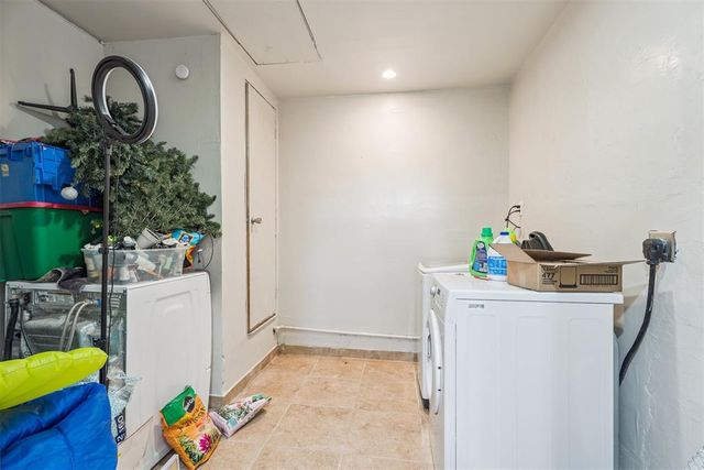 806 S Meadow Lane, Mustang, OK 73064