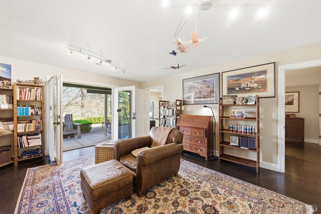 125 White Cottage Rd N, Angwin, CA 94508