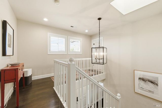 125 White Cottage Rd N, Angwin, CA 94508