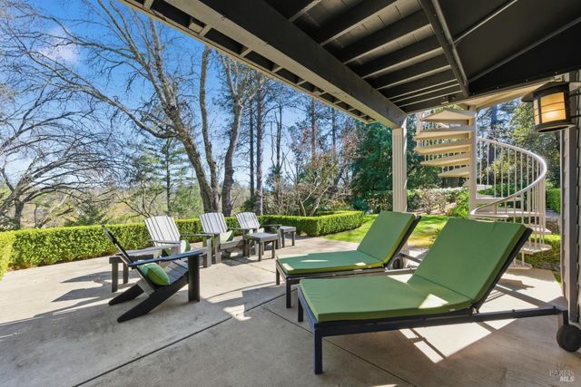 125 White Cottage Rd N, Angwin, CA 94508