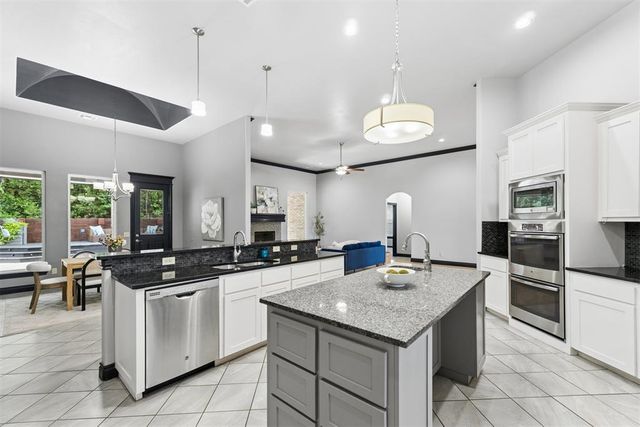 10404 Cherrywood Drive, Oklahoma City, OK 73151