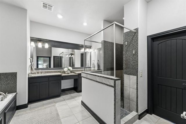 10404 Cherrywood Drive, Oklahoma City, OK 73151