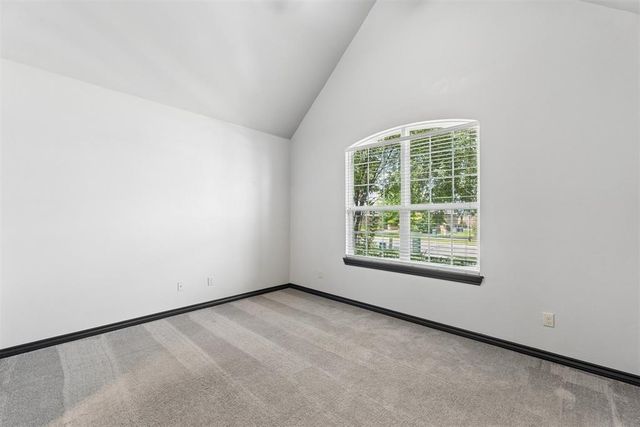10404 Cherrywood Drive, Oklahoma City, OK 73151