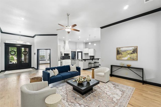 10404 Cherrywood Drive, Oklahoma City, OK 73151