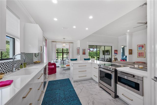 7835 LAKE JAMES BOULEVARD, Lakeland, FL 33810