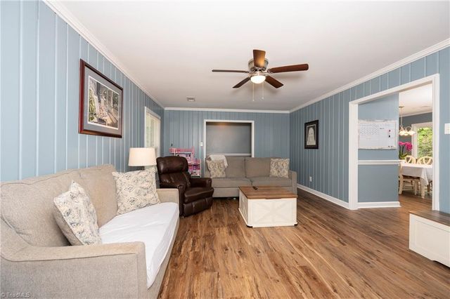 6404 Walnut Cove Road, Walkertown, NC 27051