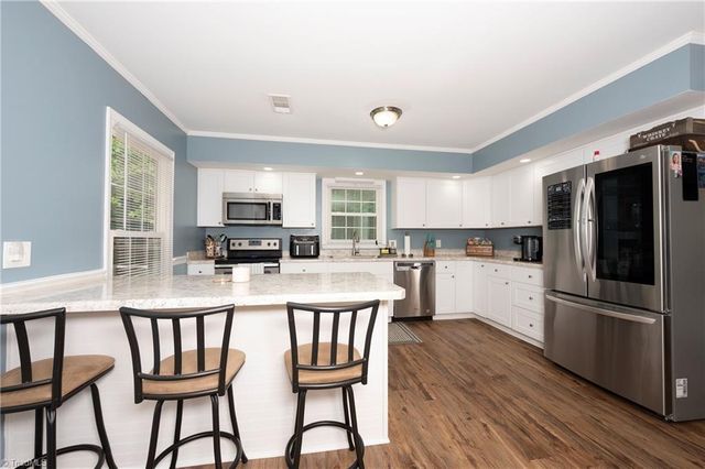 6404 Walnut Cove Road, Walkertown, NC 27051