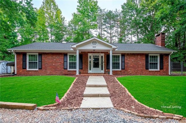 6404 Walnut Cove Road, Walkertown, NC 27051