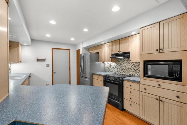 N6219 Sunnyside Road, Green Lake, WI 54941