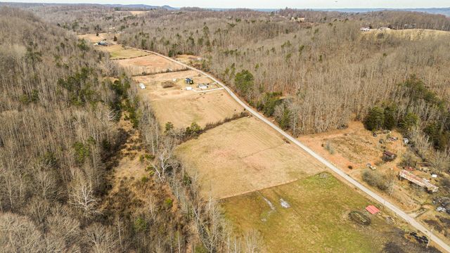 999 Tar Kiln Road, Brodhead, KY 40409