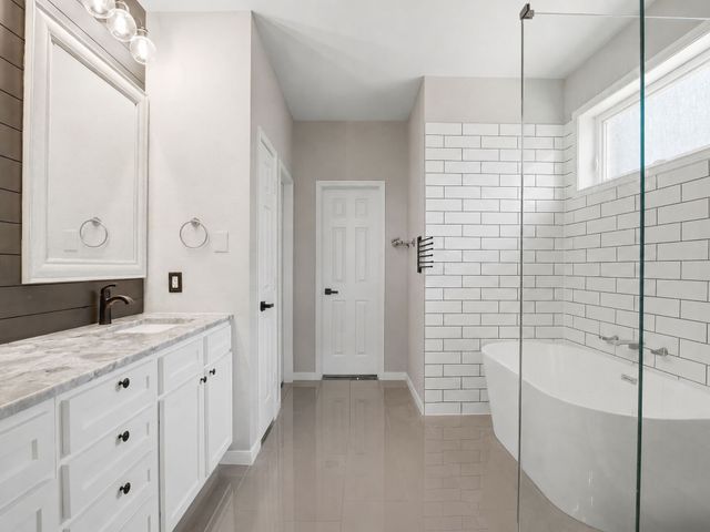 4013 Standridge Drive, The Colony, TX 75056