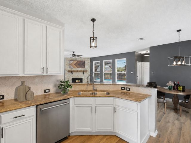 4013 Standridge Drive, The Colony, TX 75056