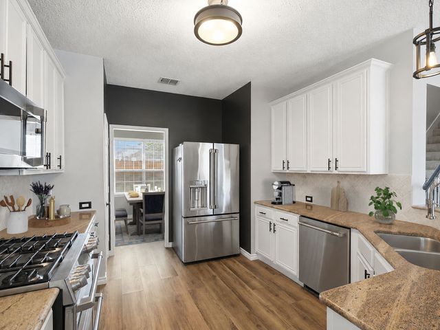 4013 Standridge Drive, The Colony, TX 75056