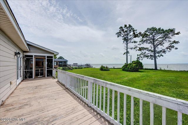 773 Old Pamlico Beach Road W, Belhaven, NC 27810