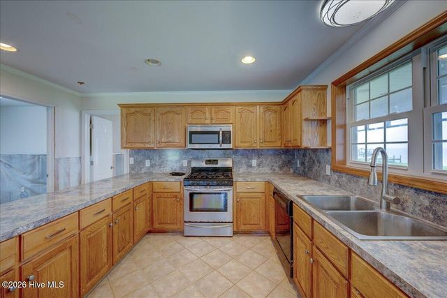 773 Old Pamlico Beach Road W, Belhaven, NC 27810