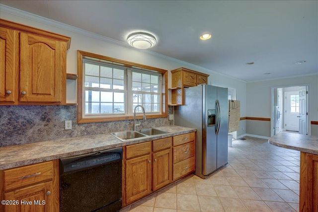 773 Old Pamlico Beach Road W, Belhaven, NC 27810