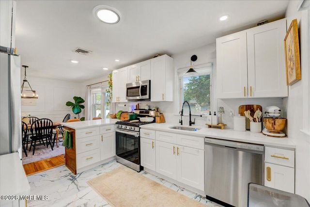 67 Morris Avenue, Edison, NJ 08837