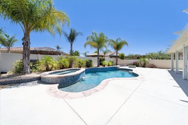 26346 Delca Lane, Wildomar, CA 92595