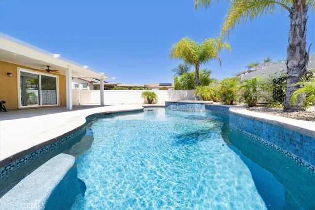 26346 Delca Lane, Wildomar, CA 92595