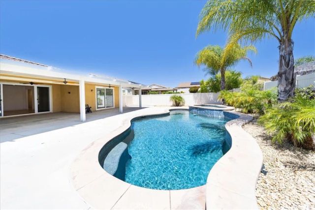 26346 Delca Lane, Wildomar, CA 92595
