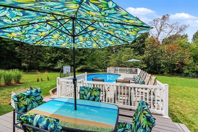 8330 Valleywood Lane, Portage, MI 49024