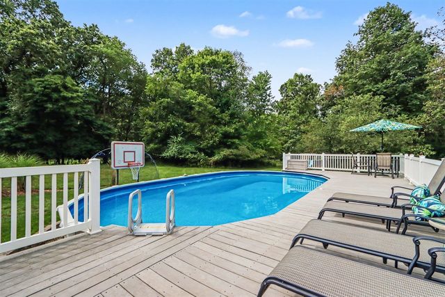 8330 Valleywood Lane, Portage, MI 49024