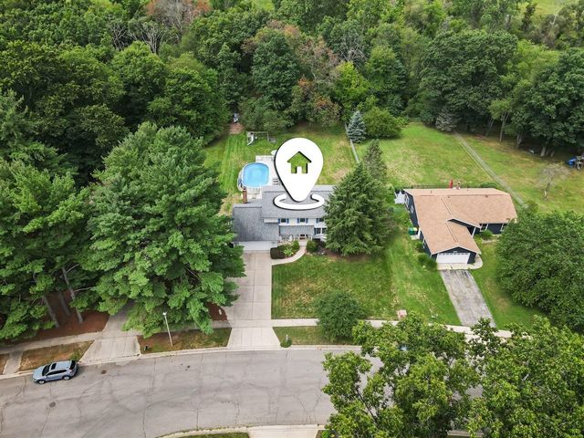 8330 Valleywood Lane, Portage, MI 49024