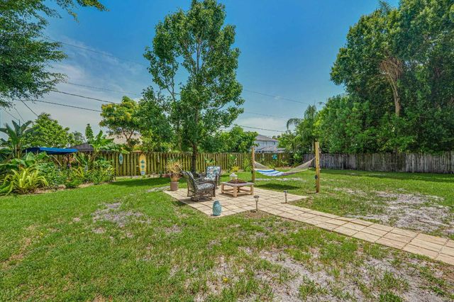 108 SW De Gouvea Terrace, Port St. Lucie, Port St Lucie, FL 34984