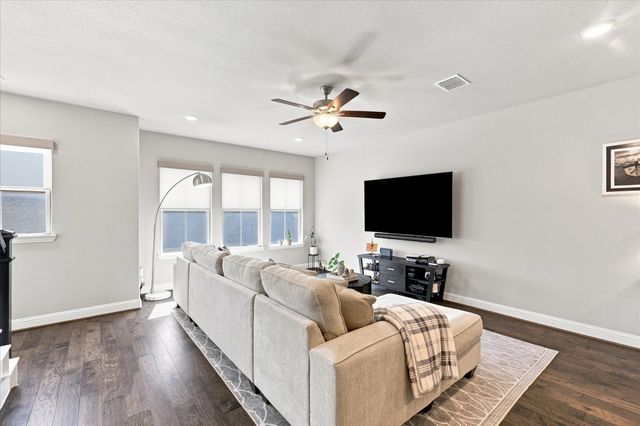 106 Settlers Way, Euless, TX 76040