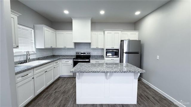 401 Bertha Avenue, Mission, TX 78572