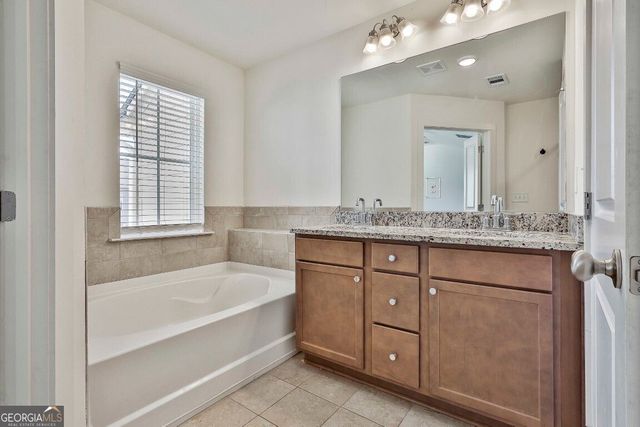 7641 Squire Court, Fairburn, GA 30213