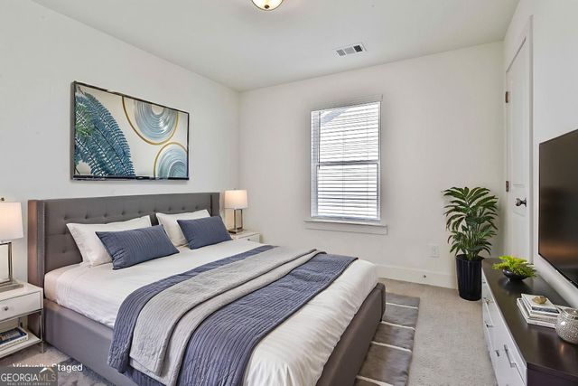 7641 Squire Court, Fairburn, GA 30213