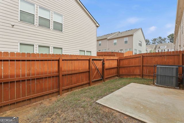 7641 Squire Court, Fairburn, GA 30213