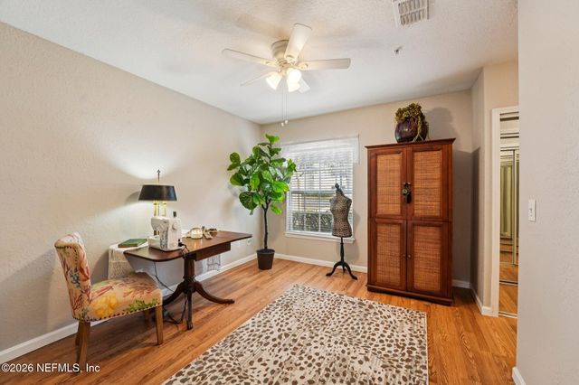 1701 THE GREENS Way 212, Jacksonville Beach, FL 32250