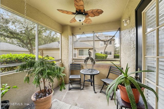 1701 THE GREENS Way 212, Jacksonville Beach, FL 32250