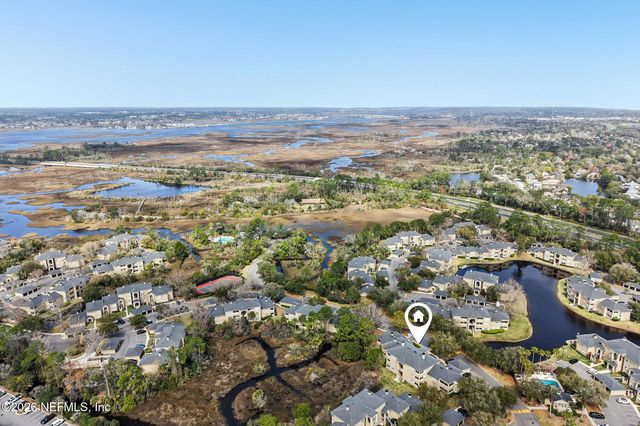 1701 THE GREENS Way 212, Jacksonville Beach, FL 32250