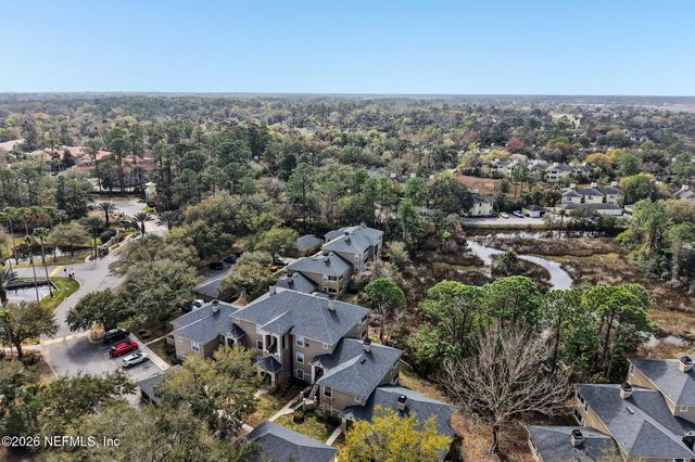 1701 THE GREENS Way 212, Jacksonville Beach, FL 32250