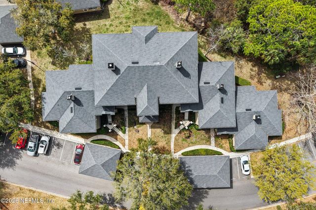 1701 THE GREENS Way 212, Jacksonville Beach, FL 32250