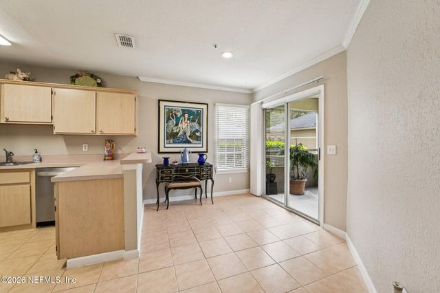 1701 THE GREENS Way 212, Jacksonville Beach, FL 32250