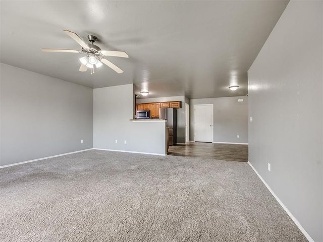 609 Linden Lane, Mustang, OK 73064