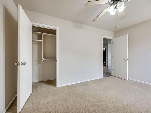 609 Linden Lane, Mustang, OK 73064