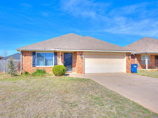 609 Linden Lane, Mustang, OK 73064