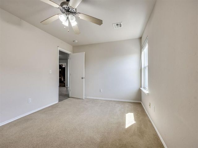 609 Linden Lane, Mustang, OK 73064
