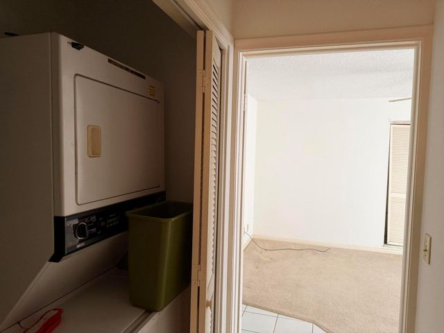 419 Pine Tree Court 20, Atlantis, FL 33462