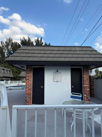 419 Pine Tree Court 20, Atlantis, FL 33462