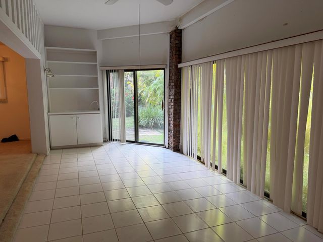 419 Pine Tree Court 20, Atlantis, FL 33462