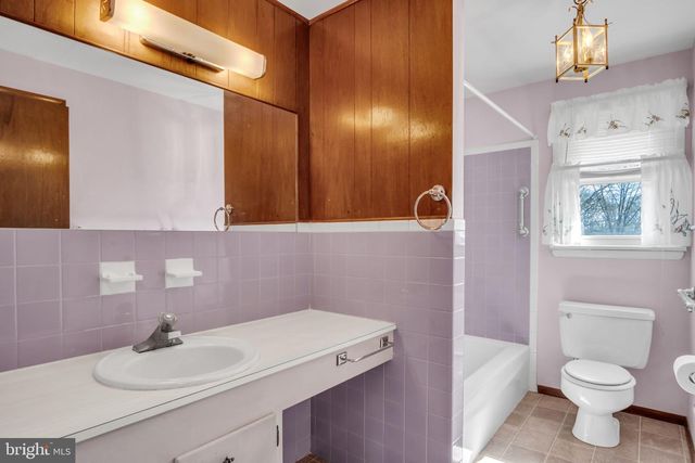 3915 SULLIVAN ST, Mechanicsburg, PA 17050